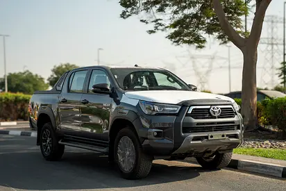 TOYOTA HILUX ADVENTURE 4.0 2026 GCC SPECS