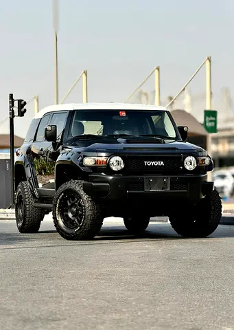 Toyota FJ Cruiser X-Treme edition 2016 . Gcc specs