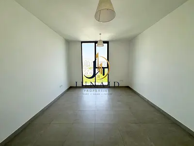 BRAND NEW CONDITION-//// CLOSE KITCHEN-/// HUGE HIGH FINISHING -/// 20 DAYS FREE