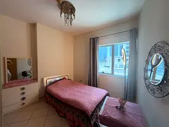 Private room for rent in Marina for LADY one minute from metro