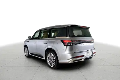 2025 Infiniti QX80 照片 4