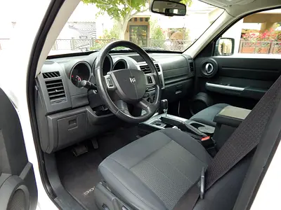2011 Dodge NITRO — фото 5