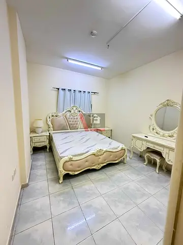 MONTHLY BASIS FULLY FURNISHED 2BHK CENTRAL AC WITH BALKONCY&JUST IN 4300*