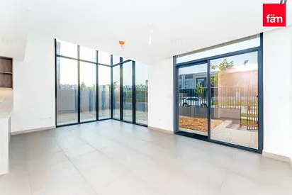 Ready To Move 4+Maid |Corner Large Plot |New Unit