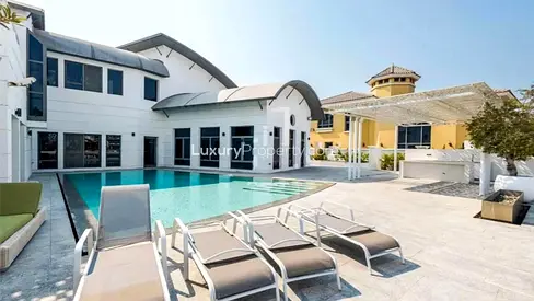 Extended BUA &amp; PLOT | High Number | Skyline View