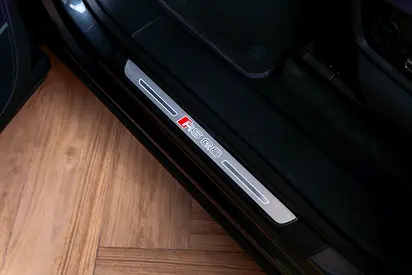 2020 AUDI RS Q8 照片 12