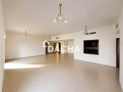 up to 4 Chqs | Vacant | Good condition | 4Br+Maid