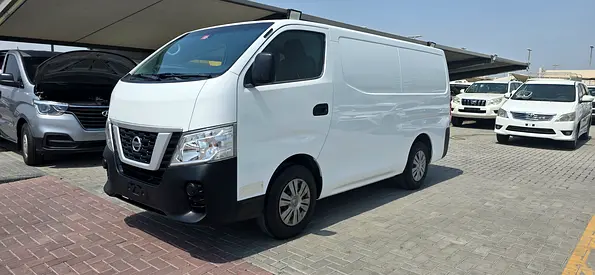 Nissan Urvan 2018 Delivery Van.Gcc