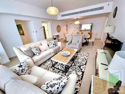 3+M | No Commission | Corniche | Palace view |