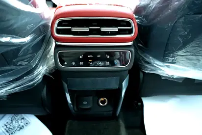 صورة 6 لـ 2026 Genesis GV80