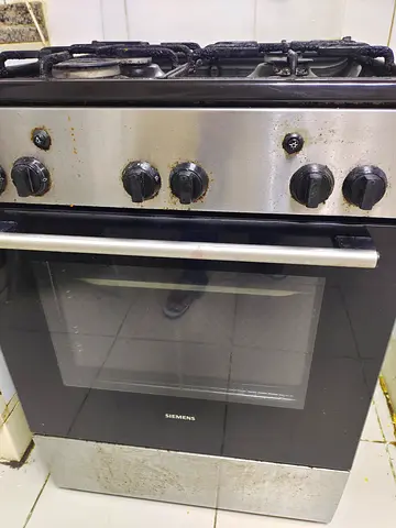 SIEMENS 60 x 60 CM GAS