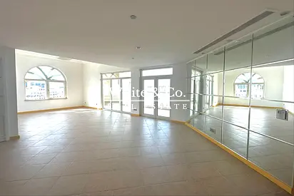 Apartment Level | Huge Layout | Vacant