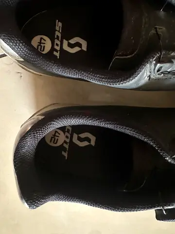 Scott black casual shoes - size EU 42, lightly used