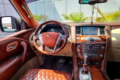 2017 Infiniti QX80 — миниатюра 9