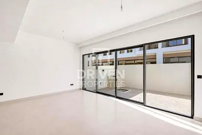 Premium Cluster | Brand New | Vacant | 1-2 Cheques