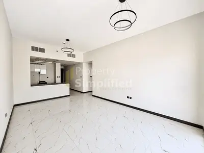 Bright Interiors | Pool and Open Views