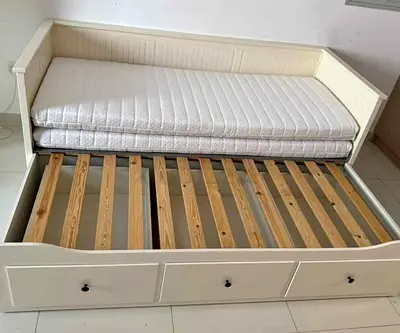 Ikea hamnes day bed with 2 mattress and 3