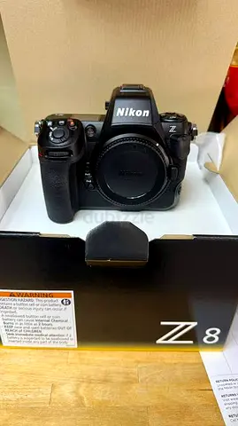 Nikon z8 for sale new just 1 time usde