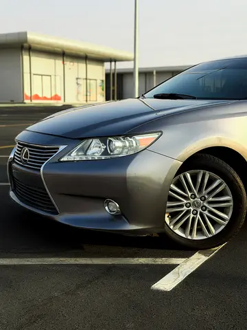2015 Lexus ES-SERIES 照片 2