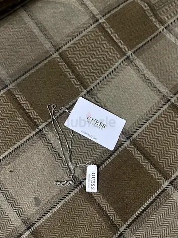 Genuine GUESS silver-tone necklace with tags - like new