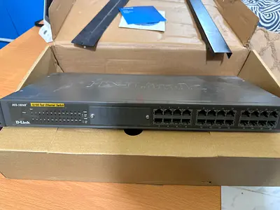 D-Link 24-Port Fast Ethernet Switch (DES-1024D) - Rackmount