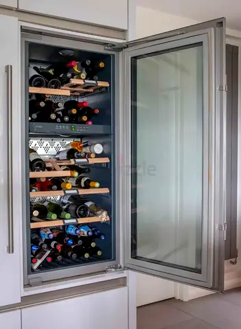 Liebherr Wine Fridge Dual Zone Temperature