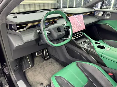 2025 Lotus ELETRE 照片 9