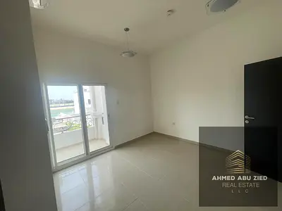 فرصة ذهبية ممتازة اجمل واحلي فيلا 3 غرف ماستر للإيجار السنوي في مدينة أجمل مكان – الحمرية تتيمز بخزائن بالحائط - باركن كبير رووف ممتاز قريبة من البحر