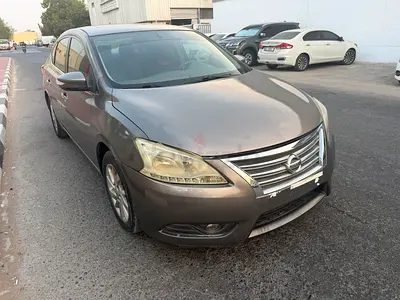 2014 Nissan Sentra SL GCC Full option with Sunroof Well maintained