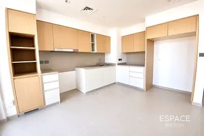 Spacious Layout | Private Garden | Vacant
