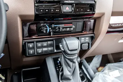صورة 16 لـ 2026 Toyota LAND CRUISER 70 SERIES