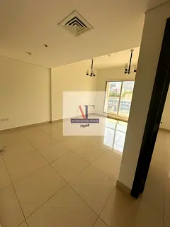 Spacious Layout | 4 Cheques | Prime Location