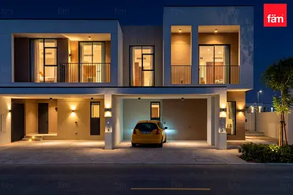 Brand New | Single Row | Prime Location