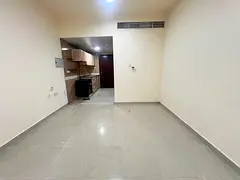 Separate kitchen studio only 20k 4cheques payment family building at prime location
