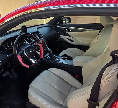 2017 Infiniti Q60 照片 8