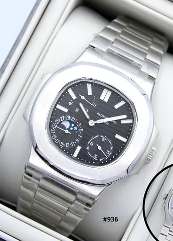 Patek Philippe Nautilus 5712 Style – Master Copy