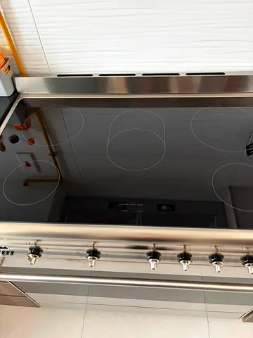Smeg Freestanding Electric Ceramic Cooker 90x60cm