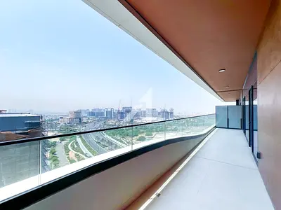 Exclusive | High Floor | Brand New