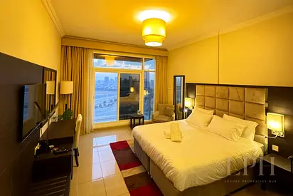 High Floor | Furnished | Motivated Seller