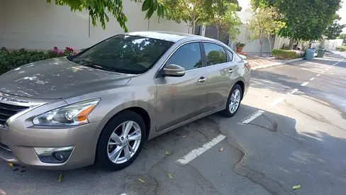 NISSAN ALTIMA .SL 2016 FULL OPTION SUNROOFG CC LOW MILLAGE FAMILY CAR