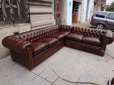 Large Brown Leather Chesterfield Corner Sofa - L-shaped, Classic Style