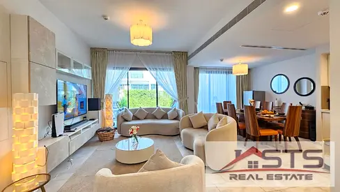 Fully Furnished Prime Location | Direct Access to Pool and Park | Ready to Move
