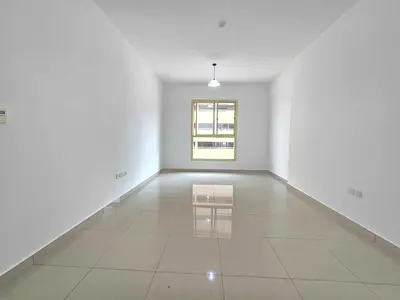 SPECIOUS 2BHK AVAILABLE FOR RENT NEAR BUS STOP WITH GYM POOL AND PARKING