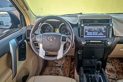 2015 Toyota PRADO 照片 10