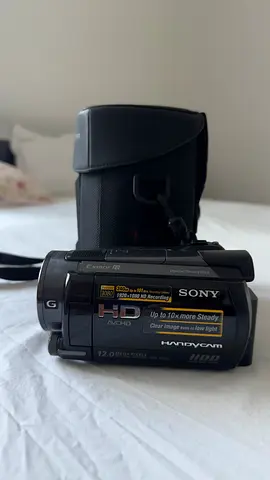 Sony Handycam HD Camcorder with Carry Case - perfect Condition