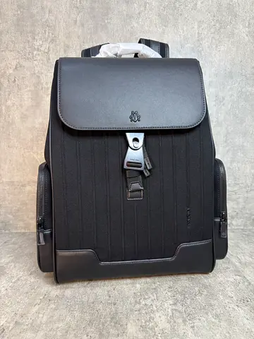 Rimowa Black Backpack - Perfect for Work and Travel!