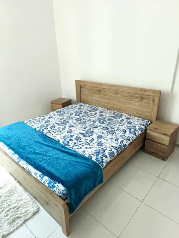 🛏️ MOVING SALE – King Size Bed Frame with Two Matching Side Tables and Dressing Table - Light Oak