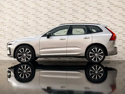 صورة 6 لـ 2024 Volvo XC60