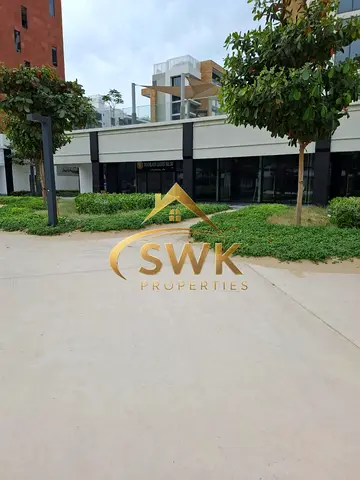 Retail shop for rent in prime locasiont