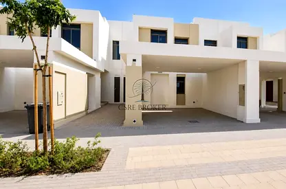 Single row | Spacious Villa | Unfurnished | Vacant soon